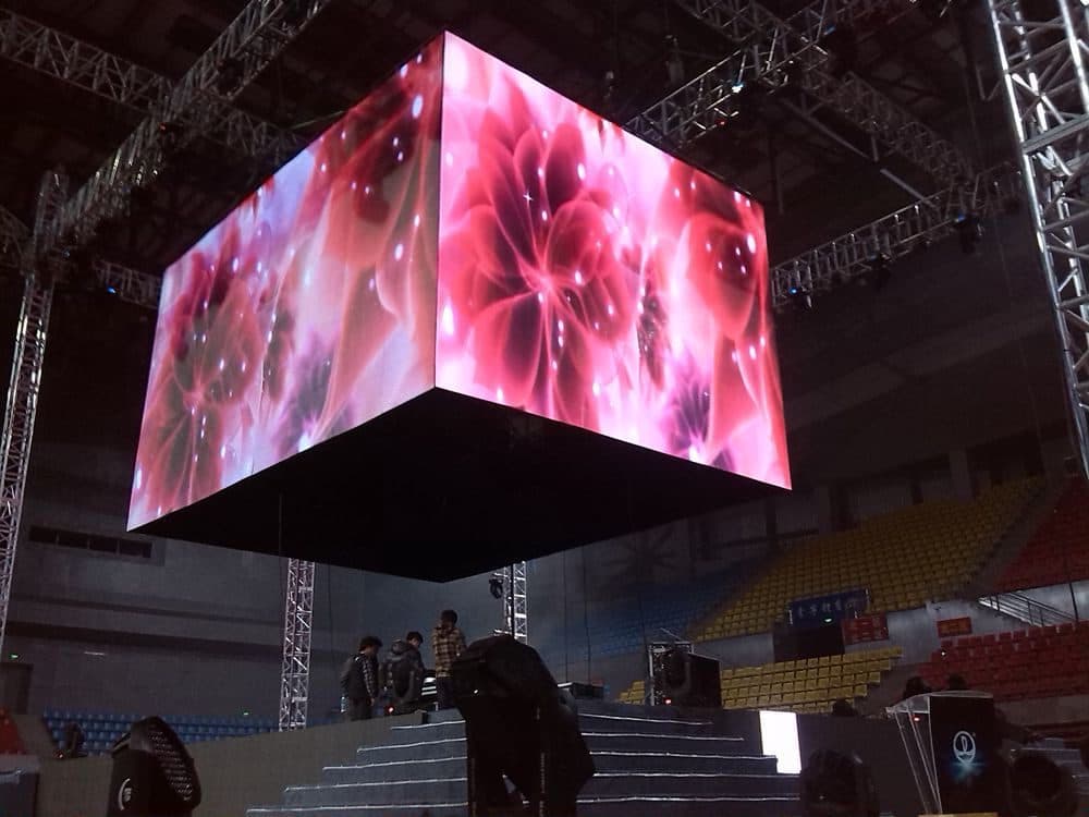 Hanging LED cube